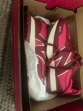 New Balance Pink and Burgundy Women's Sneakers
